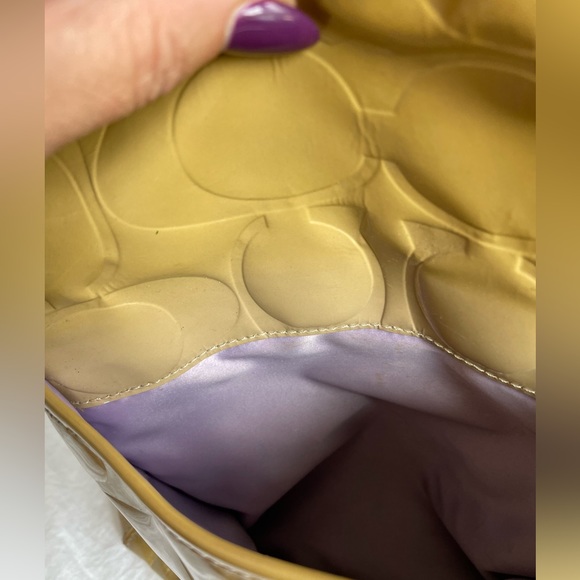 2009 paten-leather tan Coach Bag - Picture 4 of 9